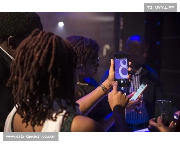 中国智能手机品牌传音控股成为非洲足球联合会官方合作伙伴。 中国智能手机品牌传音控股成为非洲足球联合会官方合作伙伴。